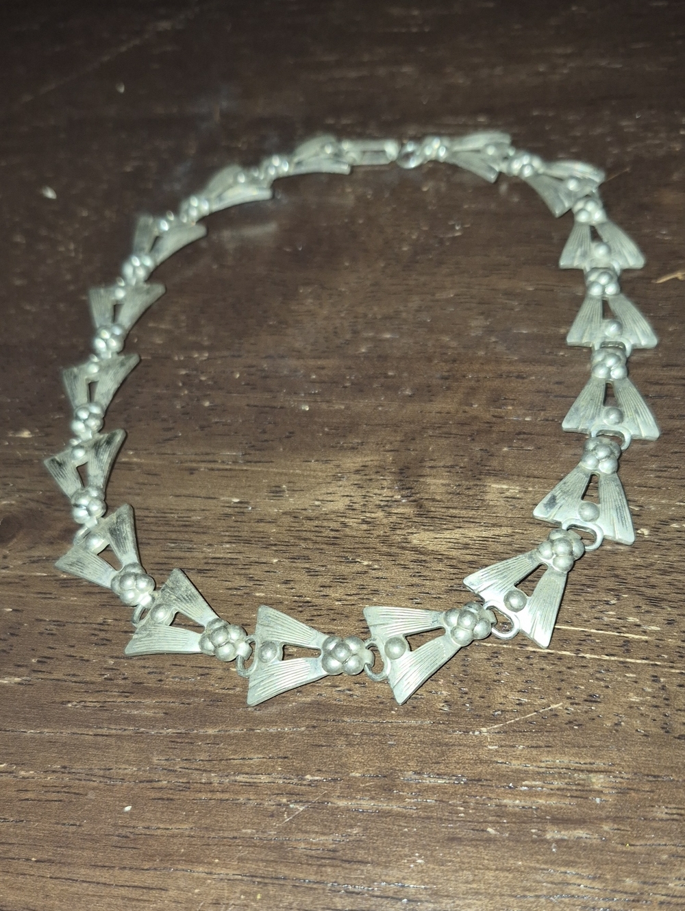 Artisan Vintage Silver Tone Fan-Link Choker Necklace - Silver